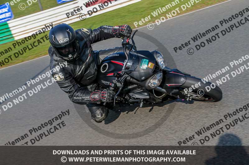 PJM Wedding Photography;enduro digital images;event digital images;eventdigitalimages;mallory park;mallory park photographs;mallory park trackday;mallory park trackday photographs;no limits trackdays;peter wileman photography;racing digital images;trackday digital images;trackday photos